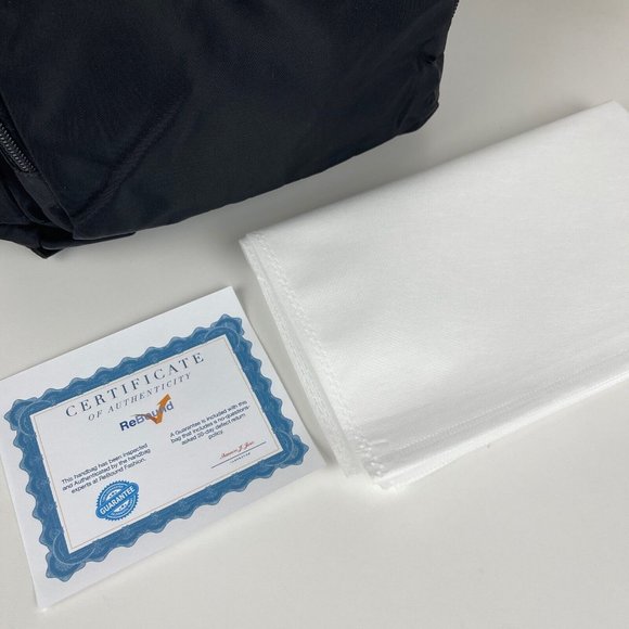 Prada Black Medium Re-Nylon Backpack - Authenticity Certified - Picture 7 of 13